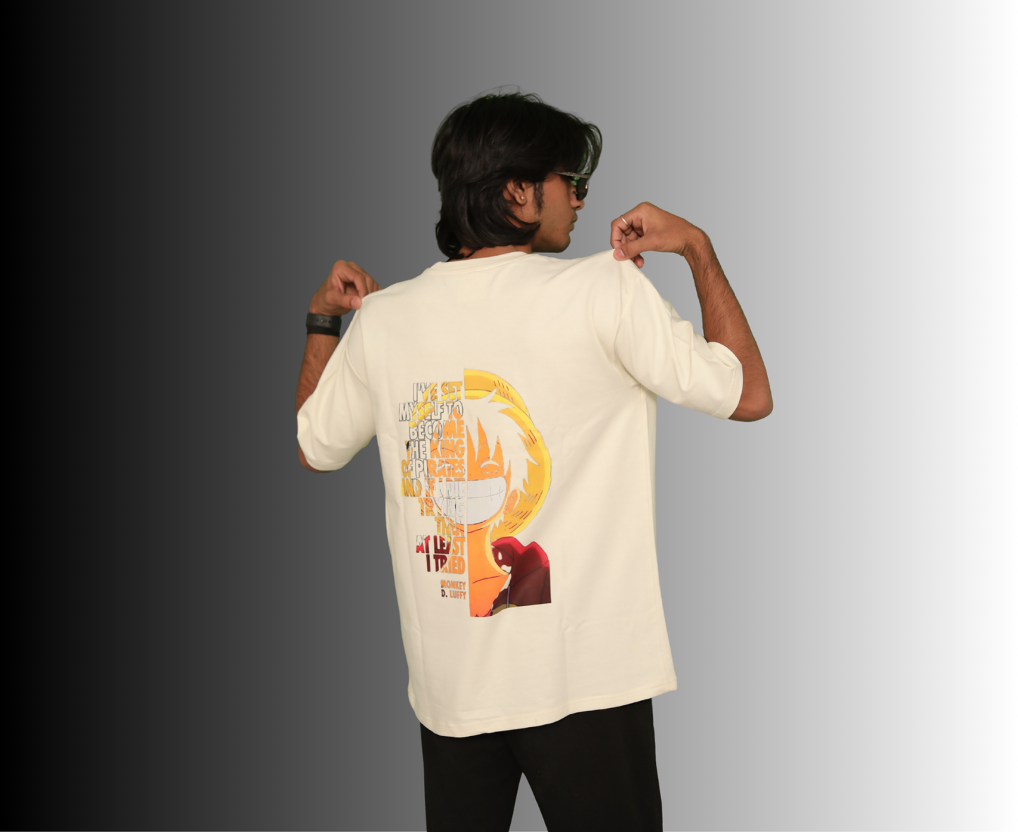 Luffy "Pirate King" Ambition Oversized Tee – Cream White