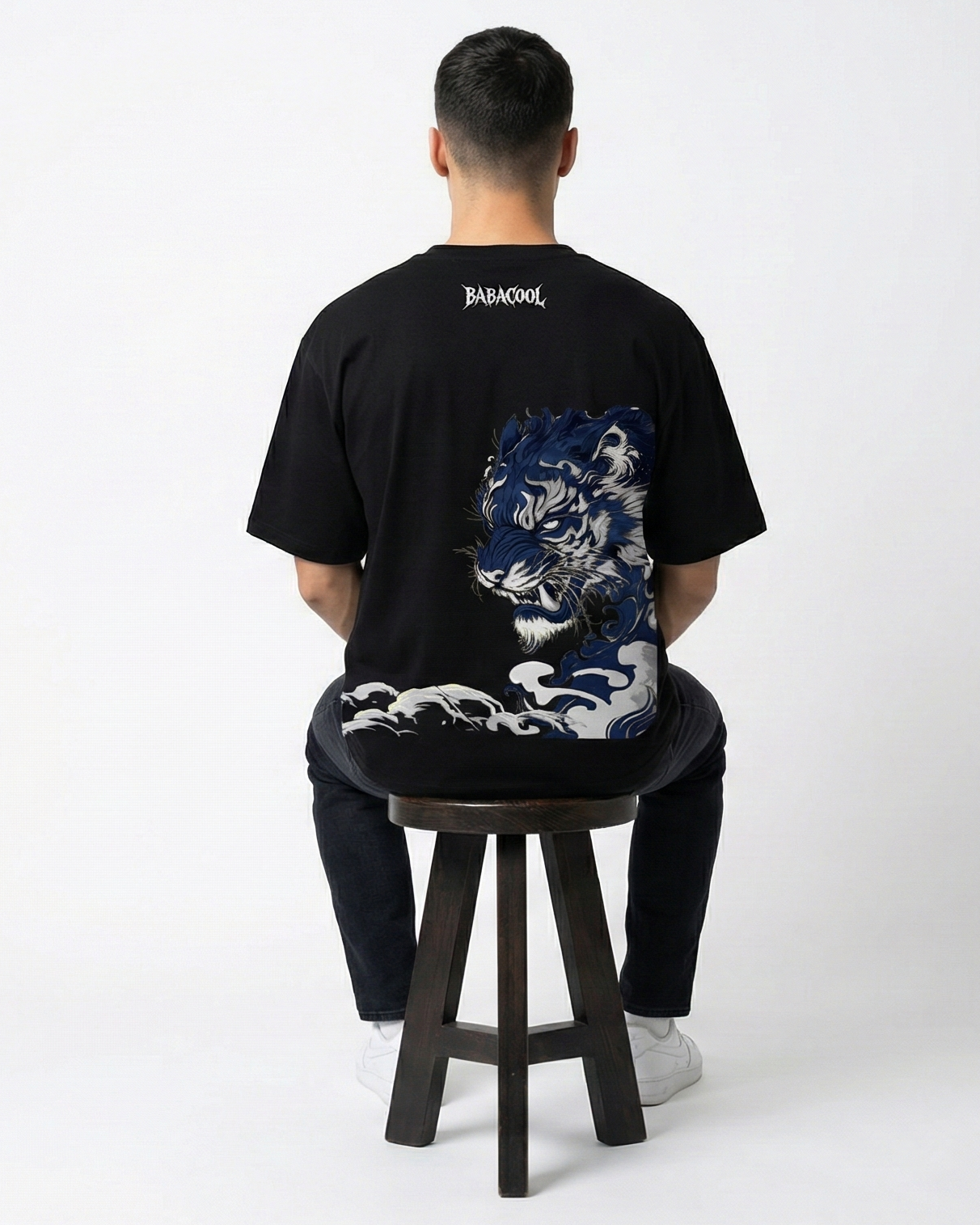 'Midnight Roar' Back Oversized Tee